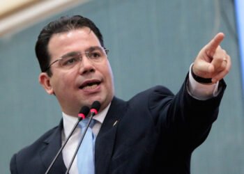 Com Cidadania optando por Amom, Wilker Barreto se filia ao Mobiliza 33 para concorrer a prefeito de Manaus
