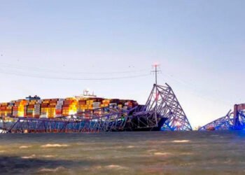 Seis desaparecidos morreram com queda de ponte em Baltimore - (Foto: Reprodução/EPA).