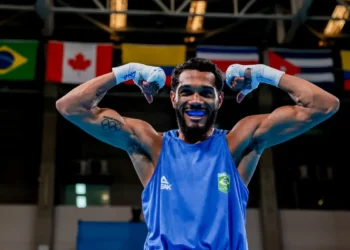 A classificação foi confirmada no Pré-Olímpico Mundial com a vitória do brasileiro sobre Owain Harris-Allain 🇬🇧 por decisão unânime nas quartas de final.