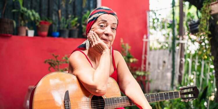 Lucinha Cabral passa por um processo de cura de um câncer raro (Foto: João Dejacy/Rios de Notícias).