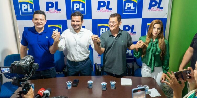 Sem vice, Alberto Neto oficializa pré-candidatura a prefeito pelo PL