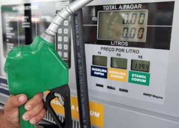 Preço da gasolina aumenta em Manaus (Foto: Reprodução/Portal Terra).