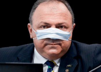 A AGU argumenta que Pazuello estava ciente acerca do “iminente colapso do sistema de saúde” (Foto: Reprodução / Redes Sociais).