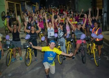 Pedala Livre celebra o 'Dia Internacional da Mulher' com passeio ciclístico em Manaus