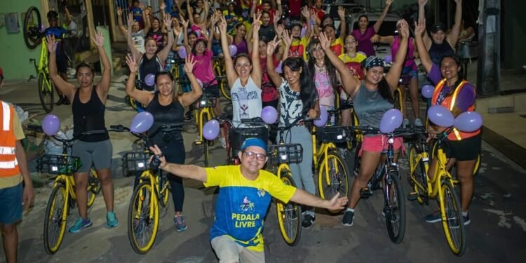 Pedala Livre celebra o 'Dia Internacional da Mulher' com passeio ciclístico em Manaus