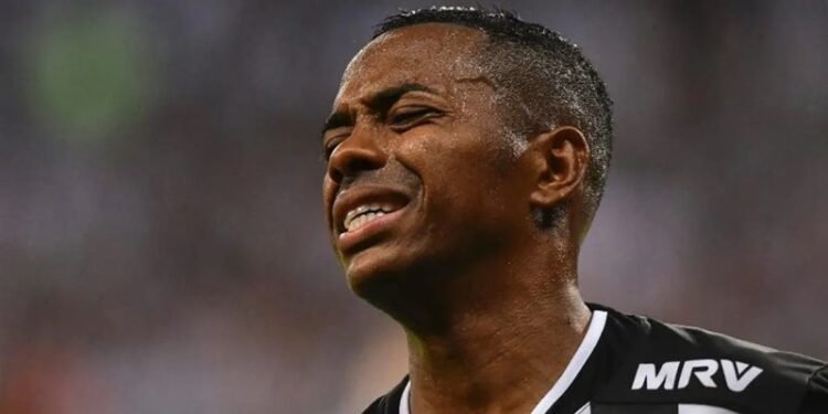 STJ julga a possibilidade de Robinho cumprir pena no Brasil