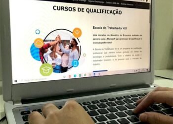 Sine Amazonas divulga 40 vagas para o curso de qualificação em Libras