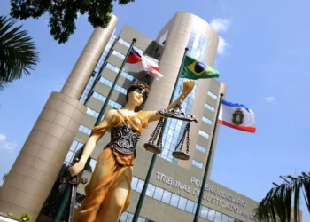 Justiça determina que casal continue preso por cárcere privado (Foto: Divulgação/TJAM).