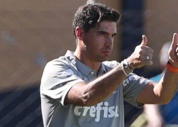 Abel Ferreira minimiza rivalidade e vê final do Paulistão entre Palmeiras e Santos como justa