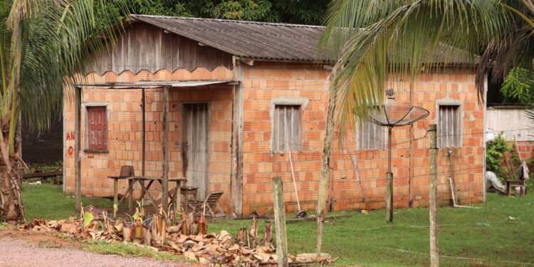 A desapropriação visa preservar a expansão territorial da área