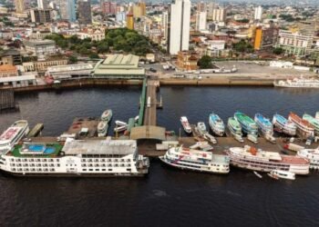 O Amazonas enfrenta um desafio singular devido ao seu isolamento geográfico - (Foto: Divulgação/ Internet)