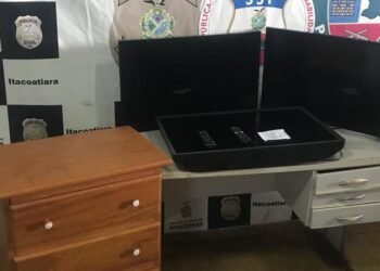 Objetos furtados - (Foto: Erlon Rodrigues e Divulgação/PC-AM)