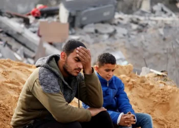 O grupo também pede uma ajuda na travessia para o Egito