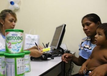 Responsáveis por crianças aprovadas no ‘Leite do Meu Filho’ devem comparecer à central do programa