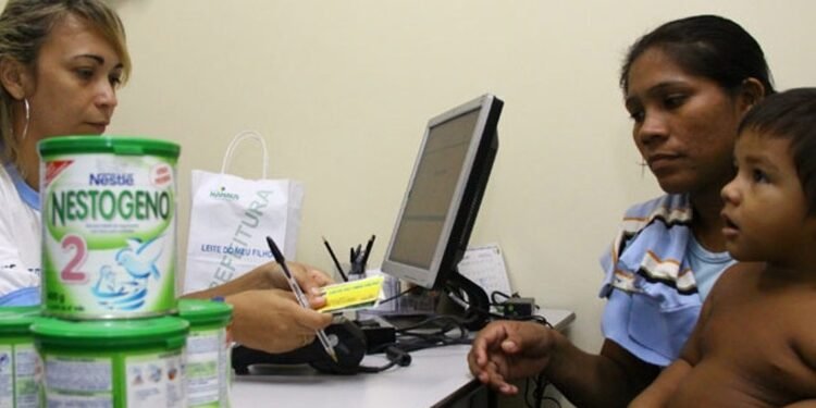Responsáveis por crianças aprovadas no ‘Leite do Meu Filho’ devem comparecer à central do programa