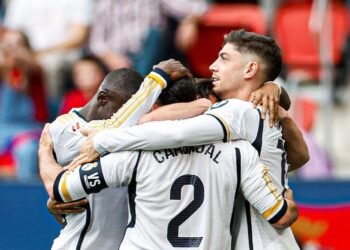 Vinícius Júnior marcou gol depois de roubar a bola de Catena - (Foto: Divulgação/ Internet)