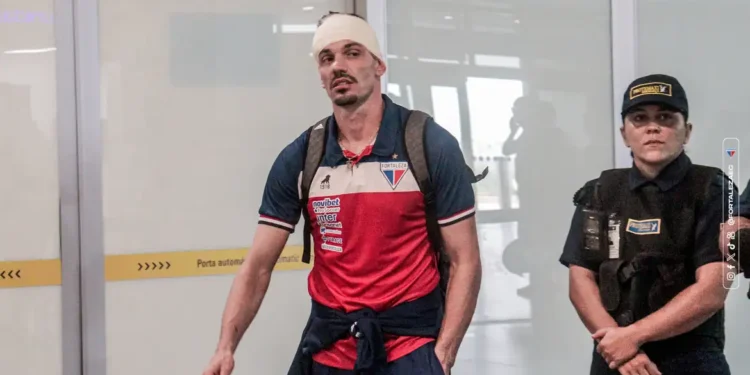 O ônibus com a delegação do Fortaleza foi apedrejado no início da madrugada do último dia 22