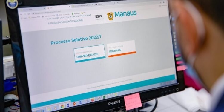 Bolsa Idiomas tem inscrições prorrogadas em Manaus - (Foto: Divulgação/Espi).