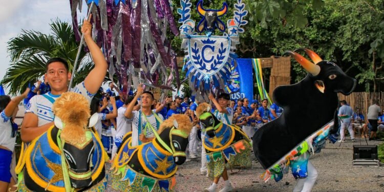 Caprichoso lança álbum para 57º Festival de Parintins - (Divulgação).