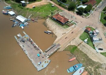 Governo Federal agiliza obra em porto de Boa Vista do Ramos, no Am