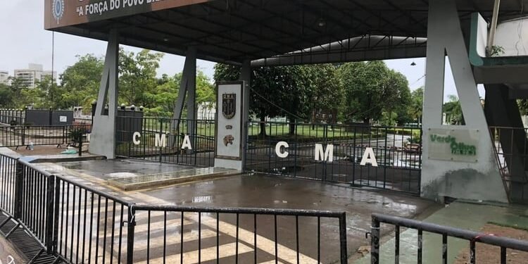 Homem pula muro e morre dentro do Comando Militar da Amazônia