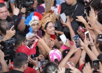 A cunhã-poranga do Boi Garantido foi nomeada após sua participação no BBB 24 - (Marcely Gomes/SEC).