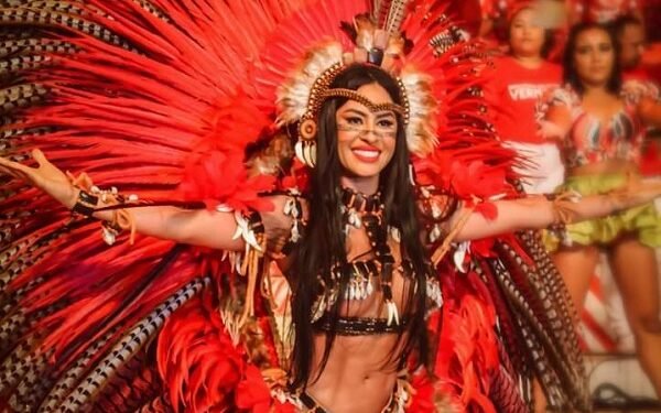 A cunhã-poranga Isabelle Nogueira irá participar da Alvorada do Boi Garantido - (Júnior Moreira).