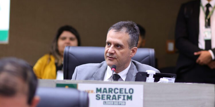 O parlamentar criticou licitação para suposto pagamento a "blogueiros". (Foto: Mauro Pereira)