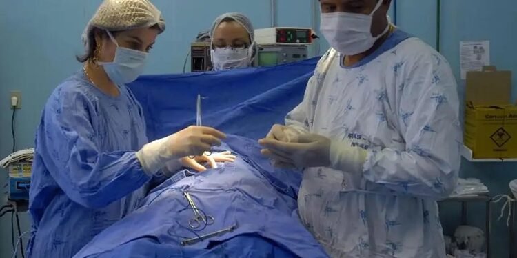 STF começa a analisar lei que impõe restrições para laqueadura