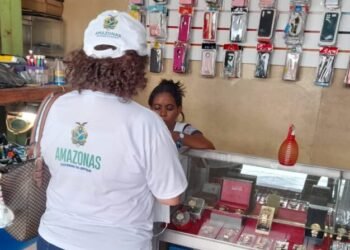 Visita-aos-comerciantes-do-Formalize