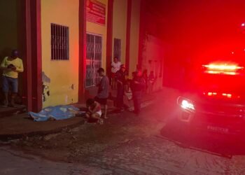 O corpo foi removido pelo IML - (Foto: Divulgação/ Internet)