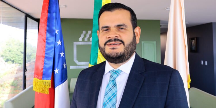 Ex-Manauscult, Osvaldo Cardoso assume coordenação de campanha de Alberto Neto