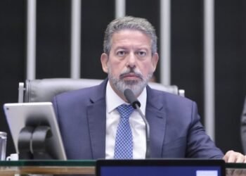 projetos de regulamentação da reforma tributária serão analisados por grupos de trabalho