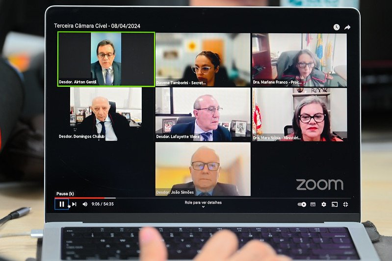 Na sessão, o relator explicou que o processo já existe há 34 anos - (Foto: Divulgação/TJAM)