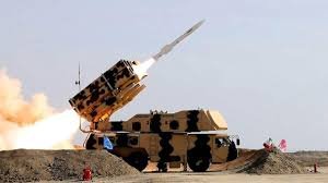 Versão SARH ou ARH dos mísseis do sistema 9º Dey no exercício Velayat-1402 - (Foto: Reprodução/Twitter)