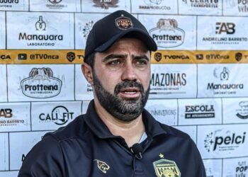 Amazonas FC anuncia retorno do técnico Rafael Lacerda