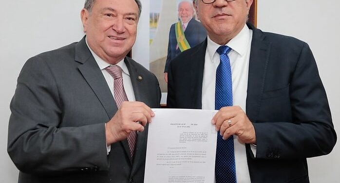 Átila Lins destaca 10 mil empregos que podem ser gerados por polo Bio-Agroindustrial em Rio Preto da Eva