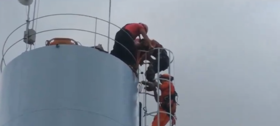 O SAMU levou os acidentados ao hospital mais próximo - (Foto: Reprodução)