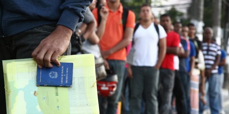 Fila de Desempregados