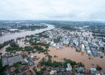 Rio Grande do Sul contabiliza 56 mortes devido a fortes chuvas