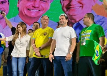 Em Manaus, Bolsonaro diz ‘não deixei de fazer o que deveria’ sobre a pandemia no AM