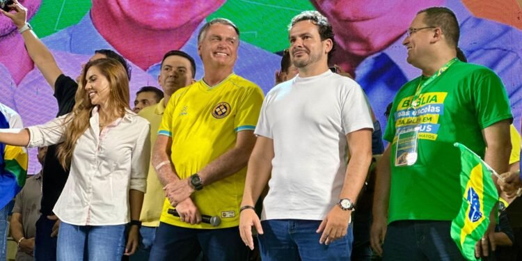 Em Manaus, Bolsonaro diz ‘não deixei de fazer o que deveria’ sobre a pandemia no AM