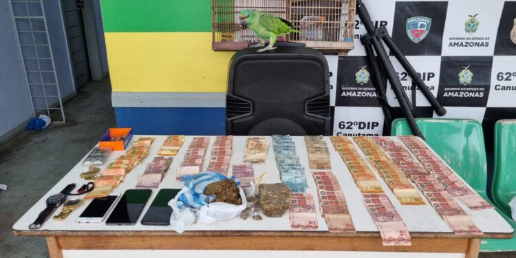 Material apreendido pela polícia - (Divulgação/PC-AM)