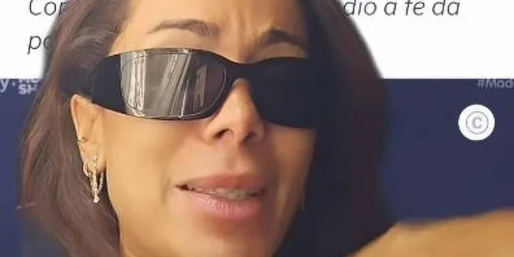 Em outro vídeo, a cantora refletiu sobre o envolvimento dos deputados na questão - (Foto: Reprodução/ Rede Social)