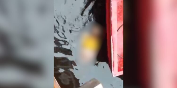 corpo encontrado boiando