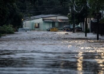 Desastre climático no RS - (Foto: Rafa Neddmayer)