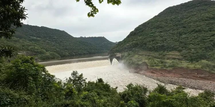 Em cinco barragens, o nível é de alerta - (Foto: Divulgação/ Ceran)