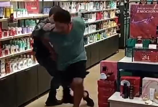 Policial abuso de autoridade