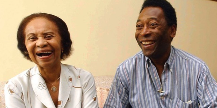 Celeste Arantes, mãe de Pelé, morre aos 101 anos em Santos