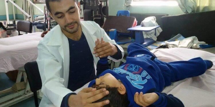 Ataque em Gaza mata fisioterapeuta de Médicos Sem Fronteiras
